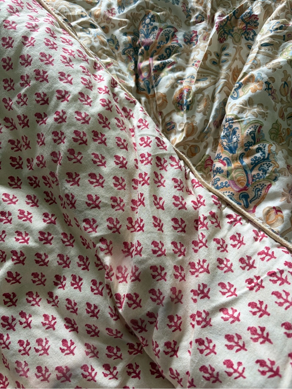 Chaps Ralph  Lauren Marrakech Comforter/bedskirt/2 Pillow shams (92x96) Queen